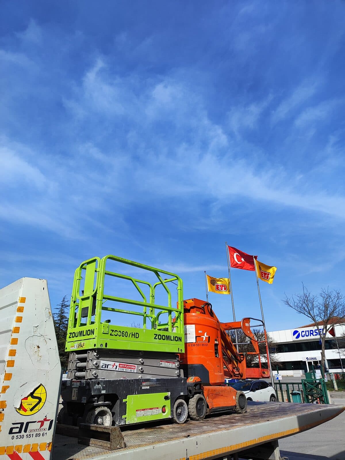 Boom tip platform ile saha çalışması